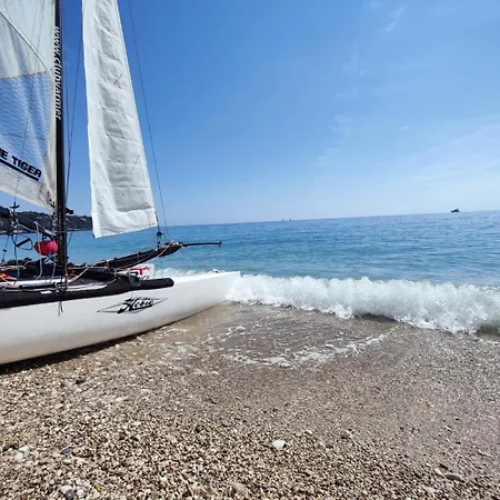 Apartman Le Coq Piacere - Garage - Ac - Wi-fi - Sea View Menton